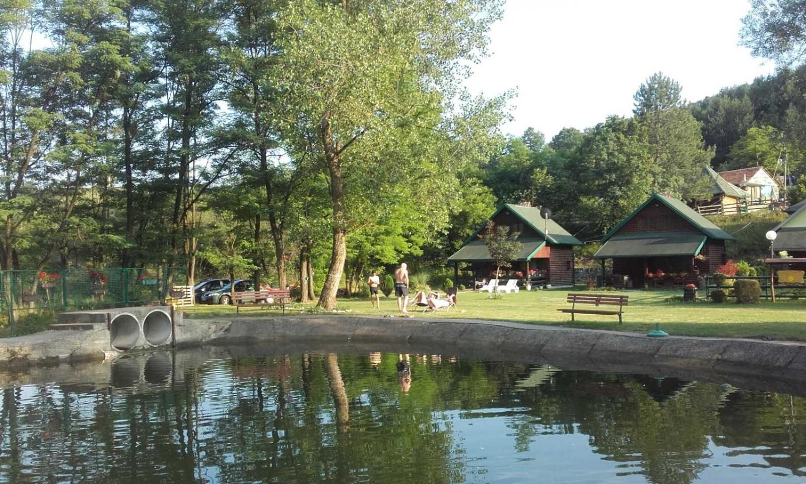 Holiday Homes Biser Lopatnice Lopatnica ภายนอก รูปภาพ
