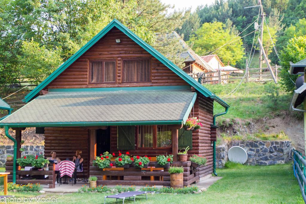 Holiday Homes Biser Lopatnice Lopatnica ภายนอก รูปภาพ