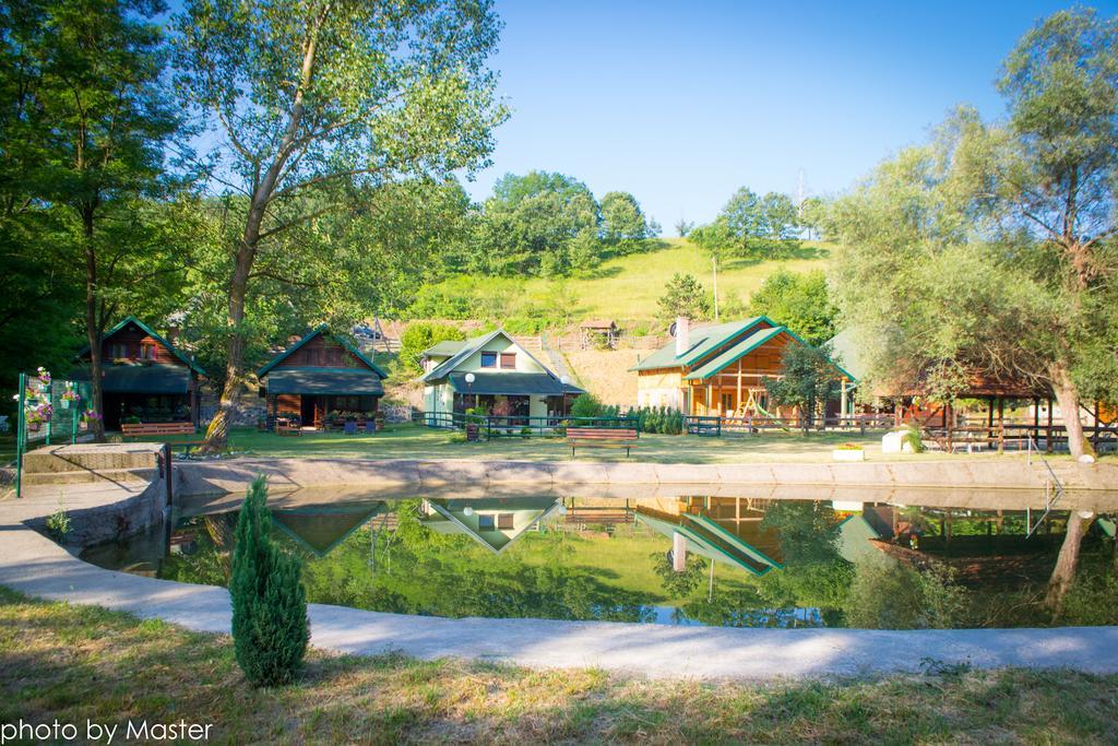 Holiday Homes Biser Lopatnice Lopatnica ภายนอก รูปภาพ