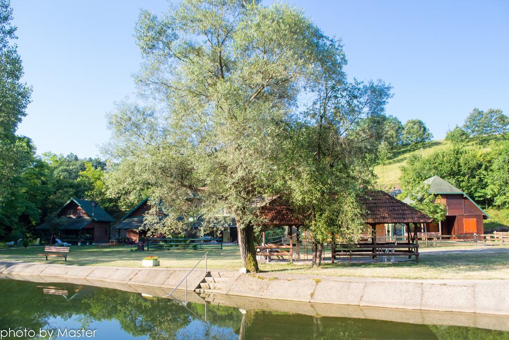 Holiday Homes Biser Lopatnice Lopatnica ภายนอก รูปภาพ